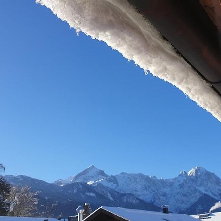 Bunter Hirsch Ferienwohnung Im Garmischer Zentrum Zewnętrze zdjęcie