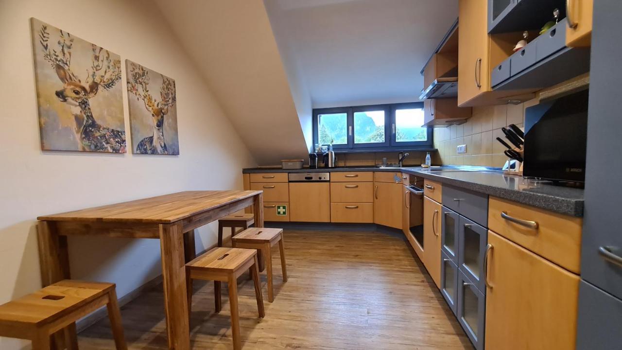 Bunter Hirsch Ferienwohnung Im Garmischer Zentrum Zewnętrze zdjęcie